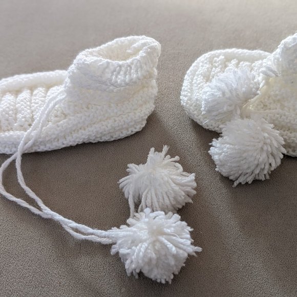 Handmade Knitted White Baby Booties - Picture 3 of 6